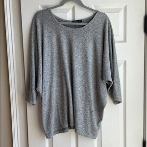 Kim & Cami Heathered Gray Knit Top 1X